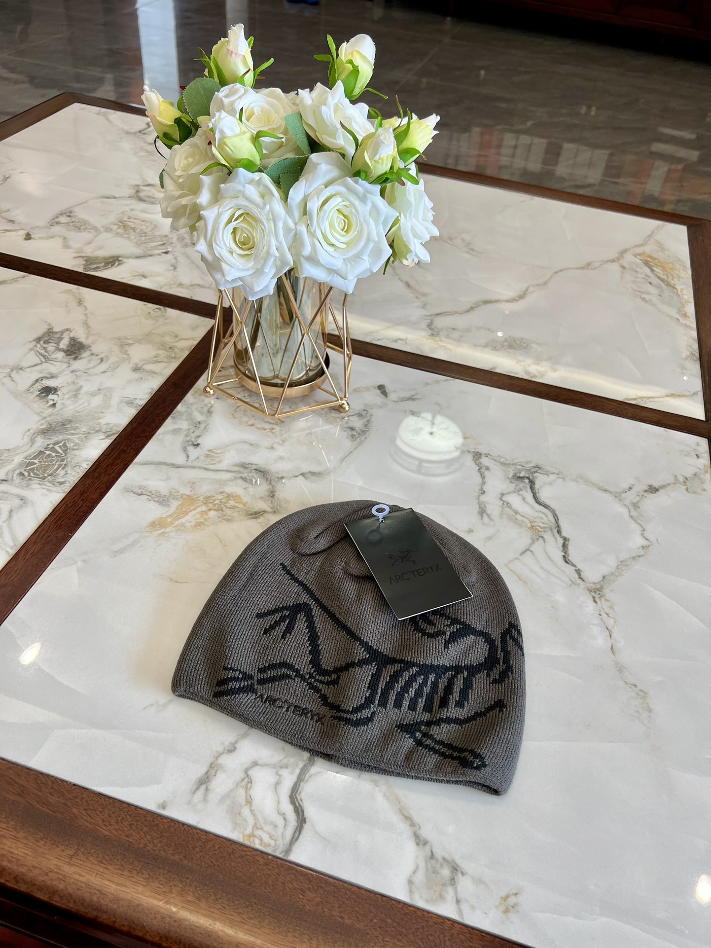 ARC'TERYX hat model 20